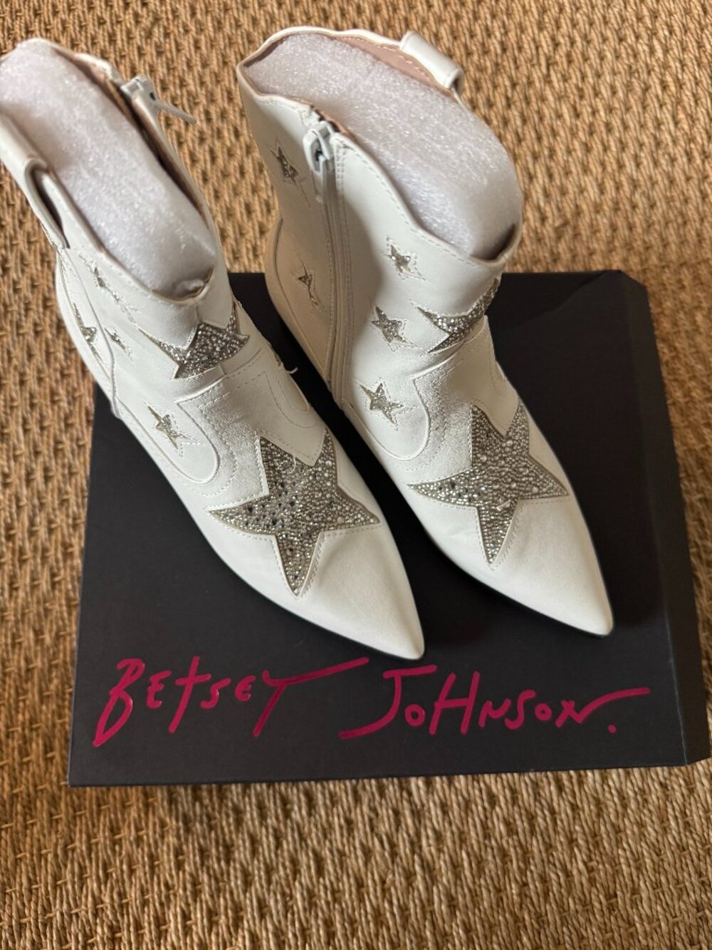 White Embellished Western Style Booties, Betsy Johnson, Size 7.5